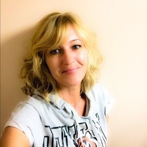 Meet your Posher, Lisa